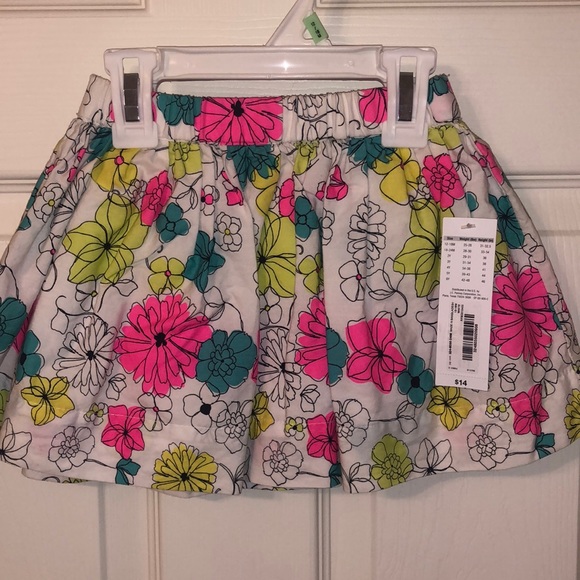 NWT! Infant Girls, Okie Dokie, White Floral Skirt, Size 12-18 months - Picture 1 of 8